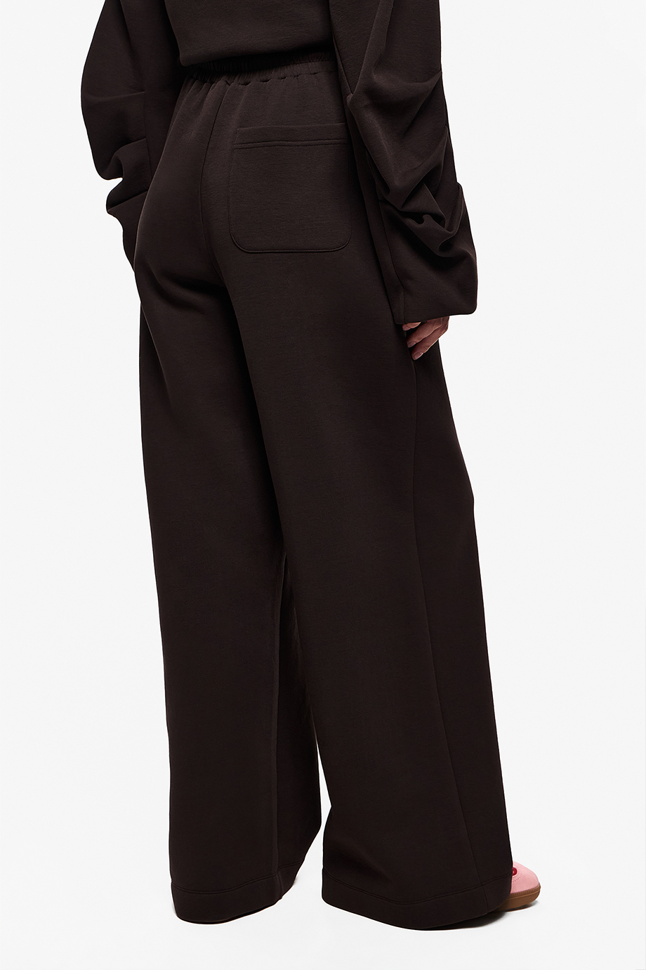 Брюки трикотажные широкие