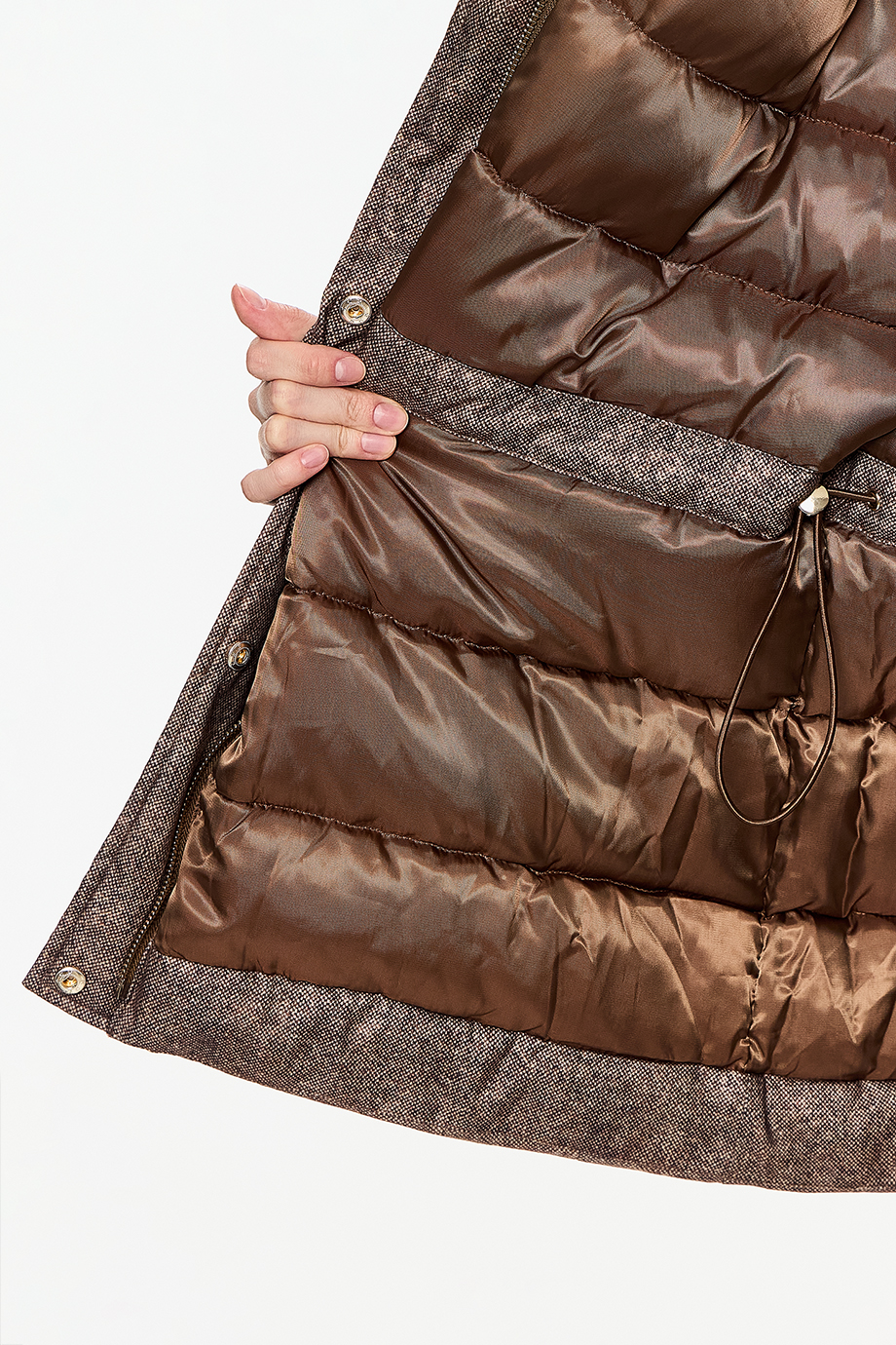 Куртка приталенная с меховым воротником