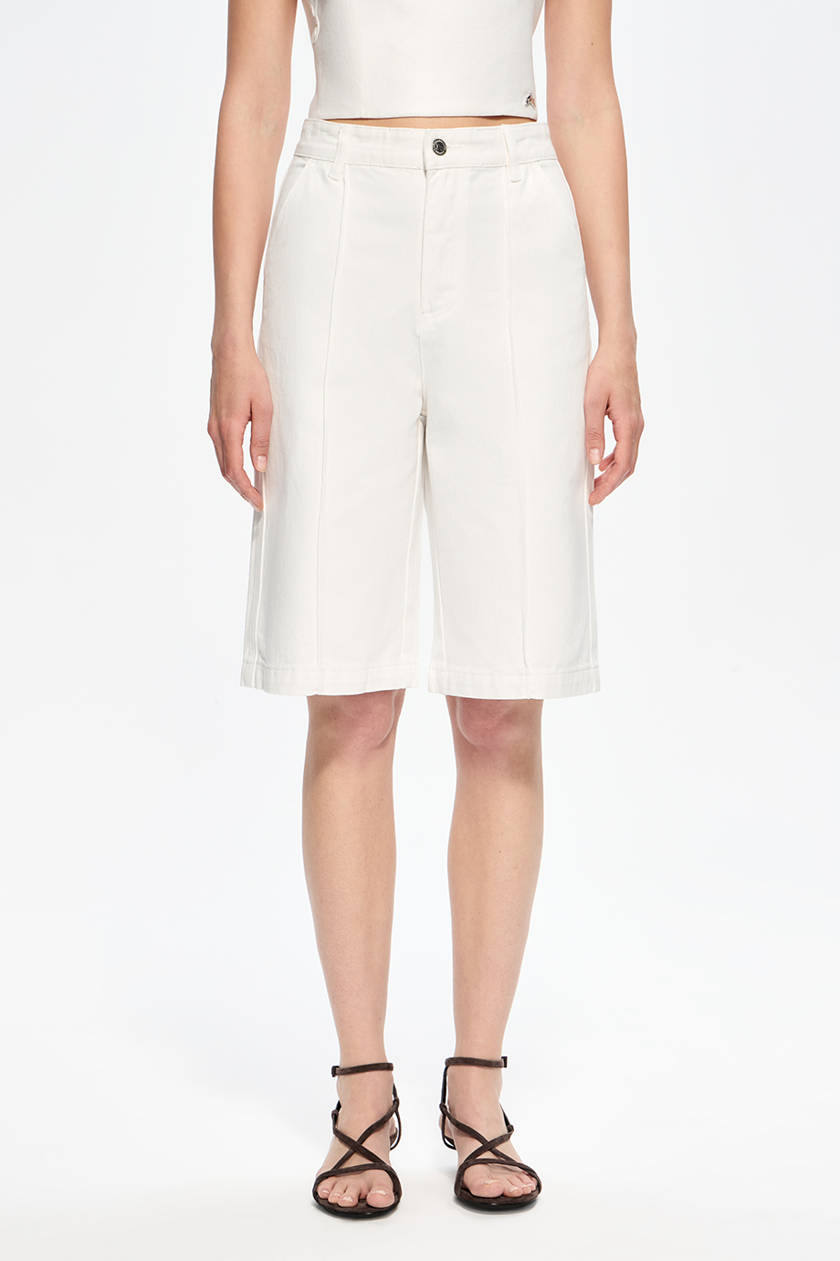 Шорты джинсовые с вышивкой