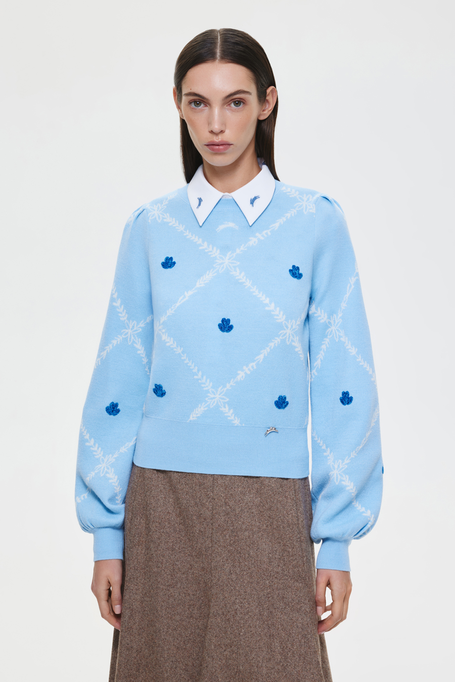 Джемпер с жаккардовым рисунком и вышивкой