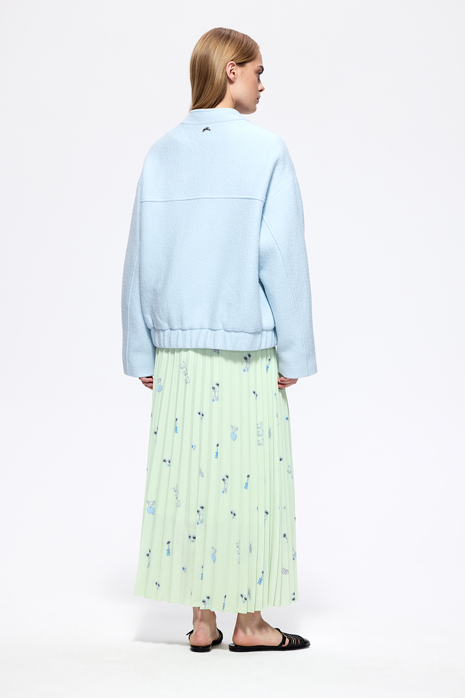 Бомбер из шерстяного букле