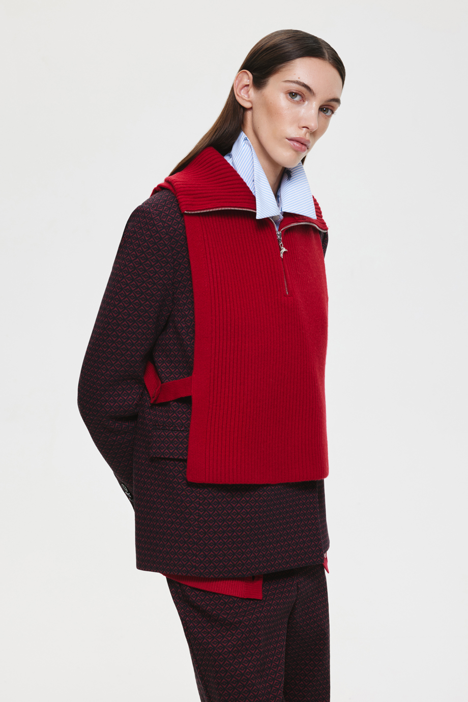 Шерстяная манишка Akhmadullina Dreams 225106030304310/105000 Шерстяная манишка Akhmadullina Dreams 225106030304310/105000