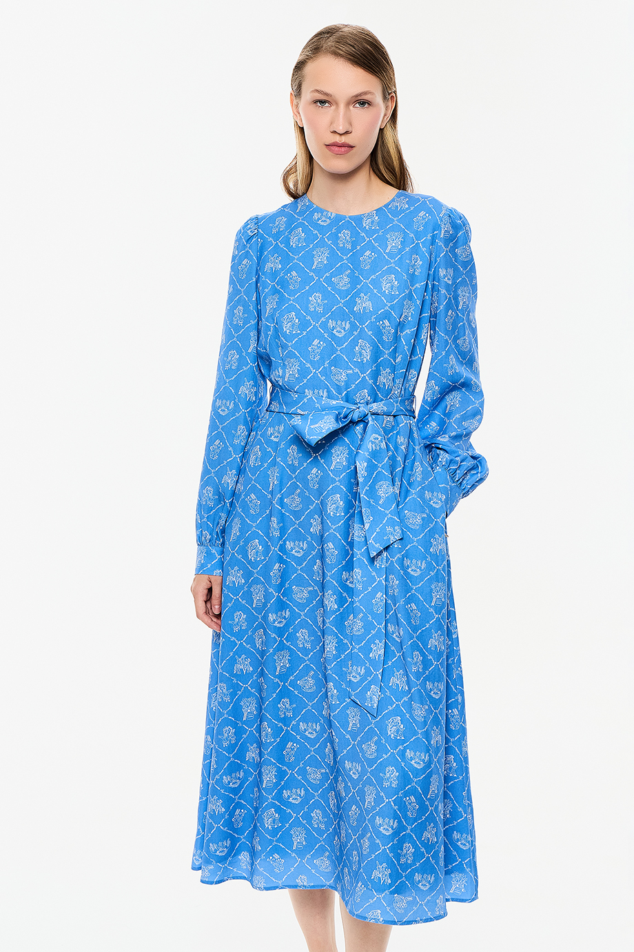 Платье приталенное с принтом