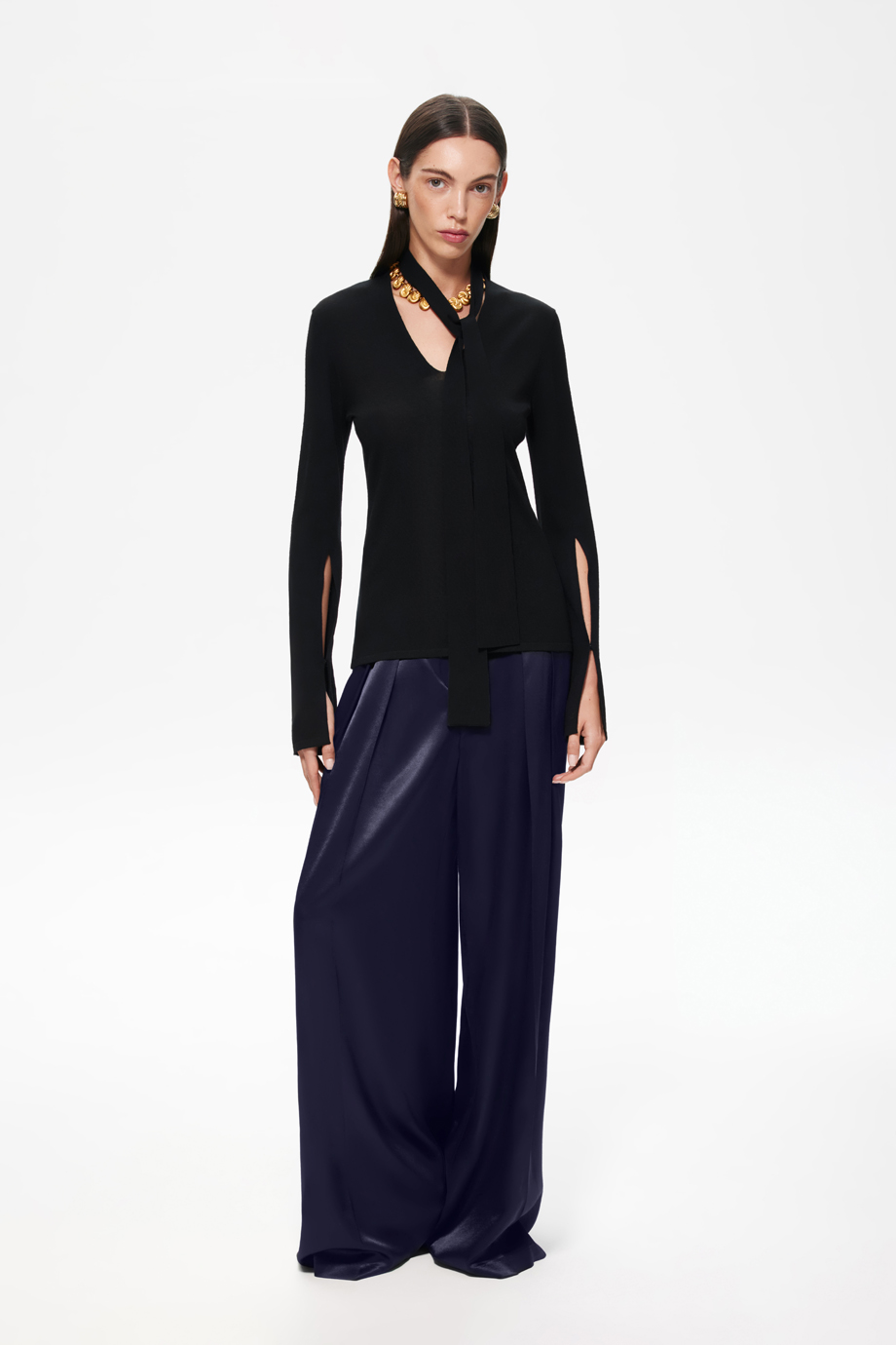 Джемпер из тонкой шерсти с бантом