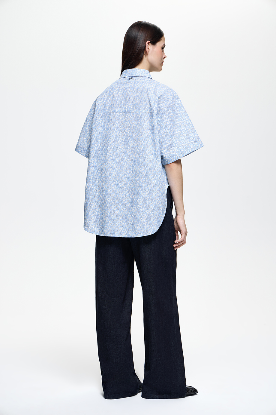 Рубашка с лого-паттерном