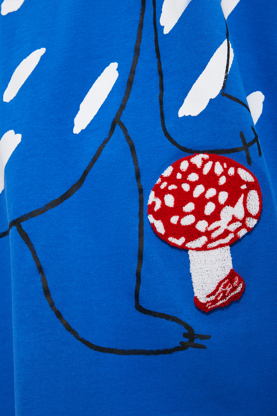 Футболка с вышивкой