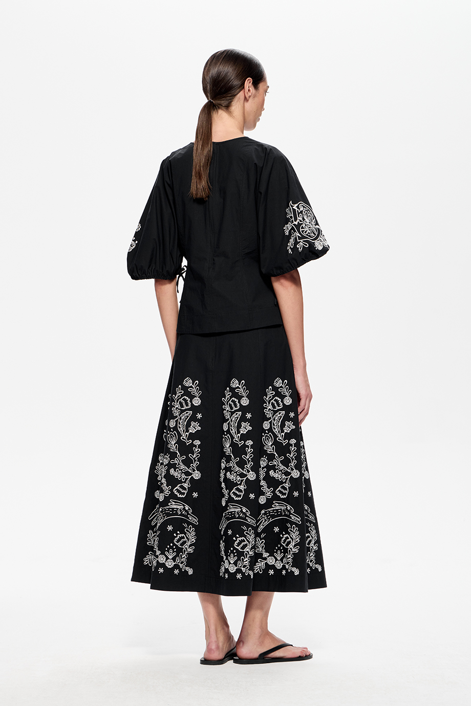 Блузка хлопковая с вышивкой