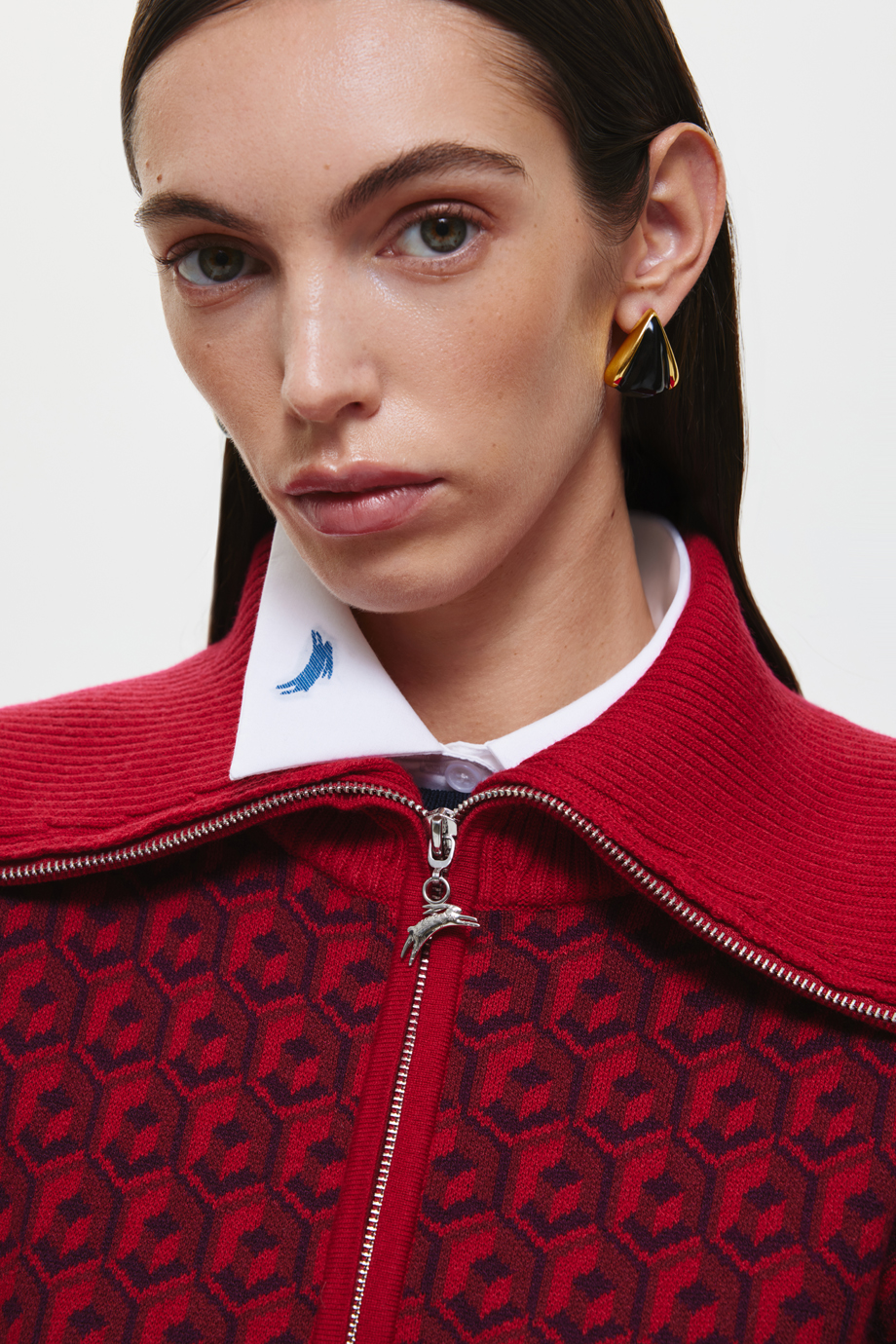 Джемпер с лого-паттерном