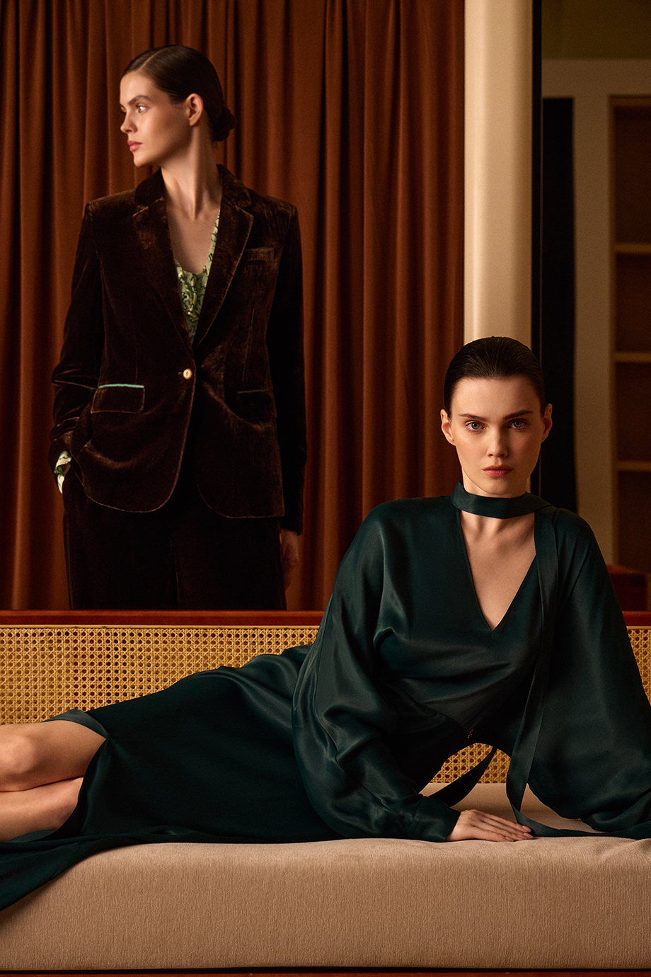 Платье из сатина с бантом Платье из сатина с бантом