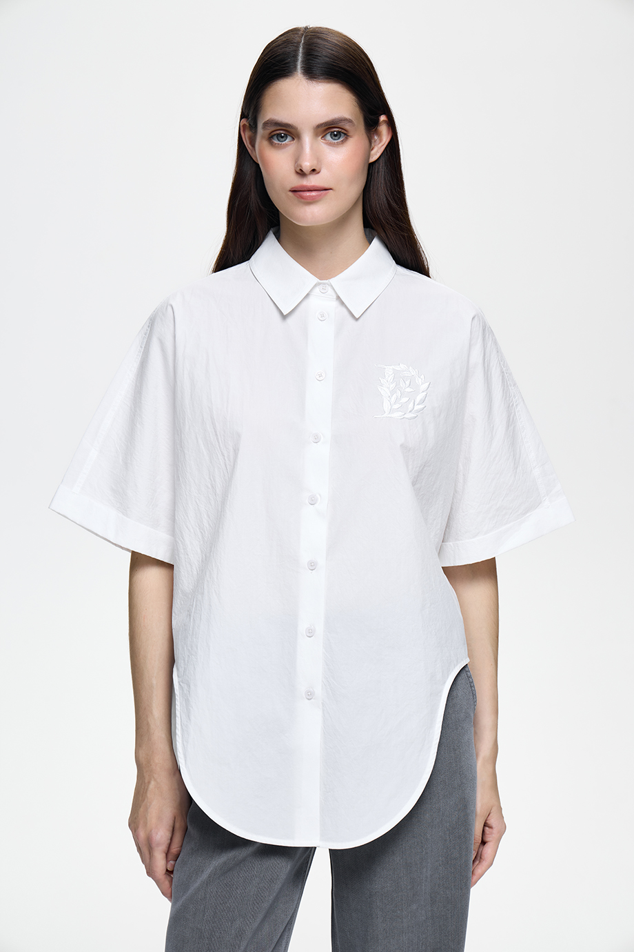 Рубашка с вышивкой