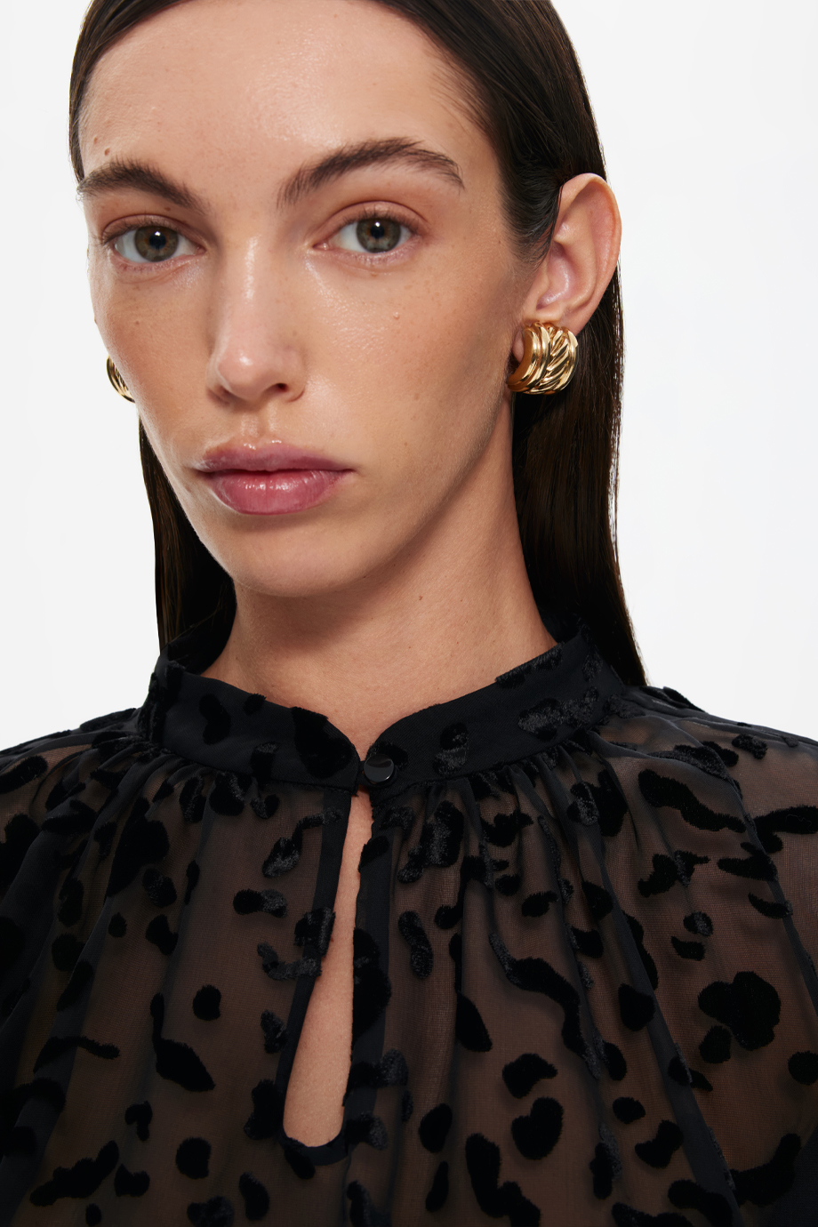 Блузка из деворе