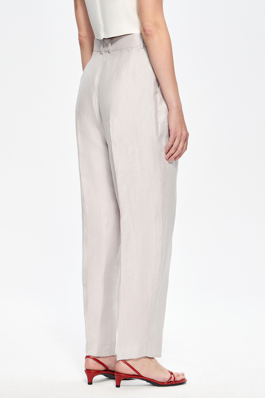 Брюки из жемчужного льна