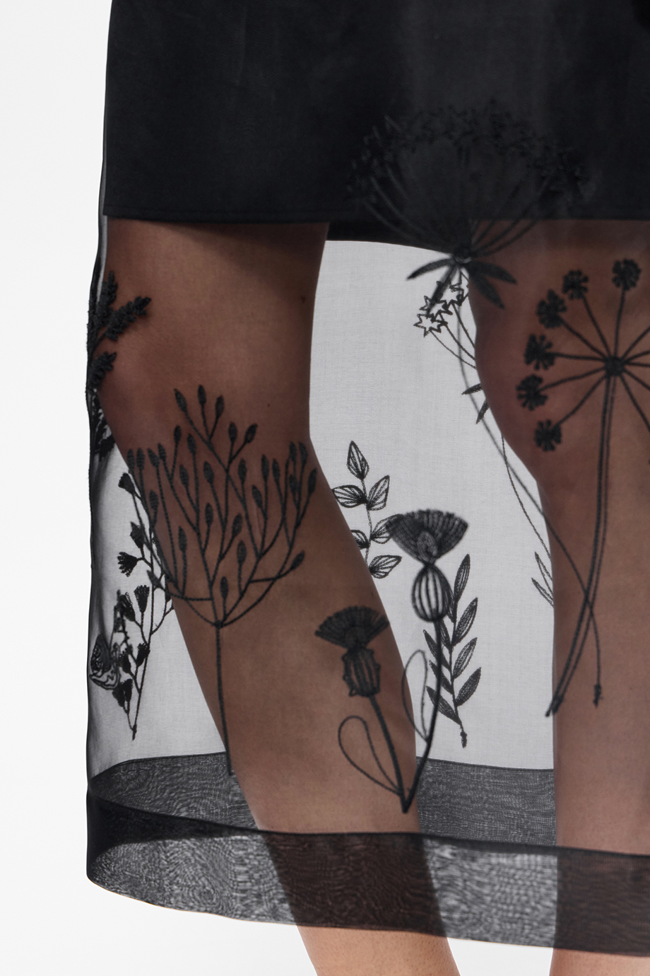 Юбка из шелковой органзы с вышивкой