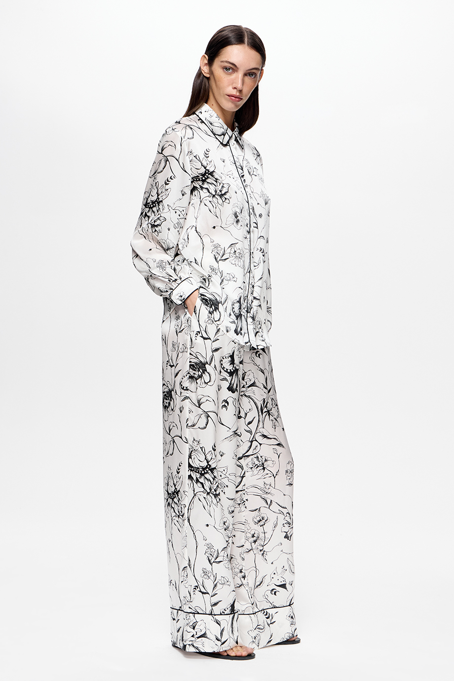 Брюки шелковые с принтом