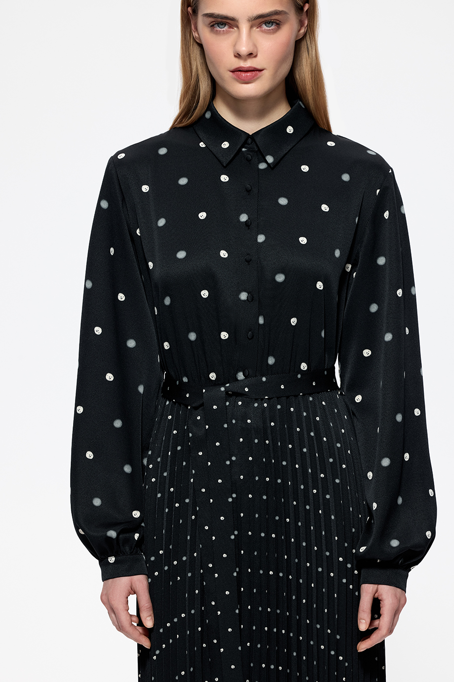 Платье с юбкой-плиссе