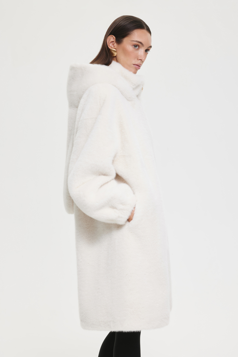 Шуба из экомеха с ушками