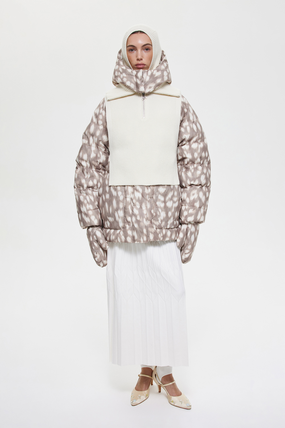 Пуховик с принтом