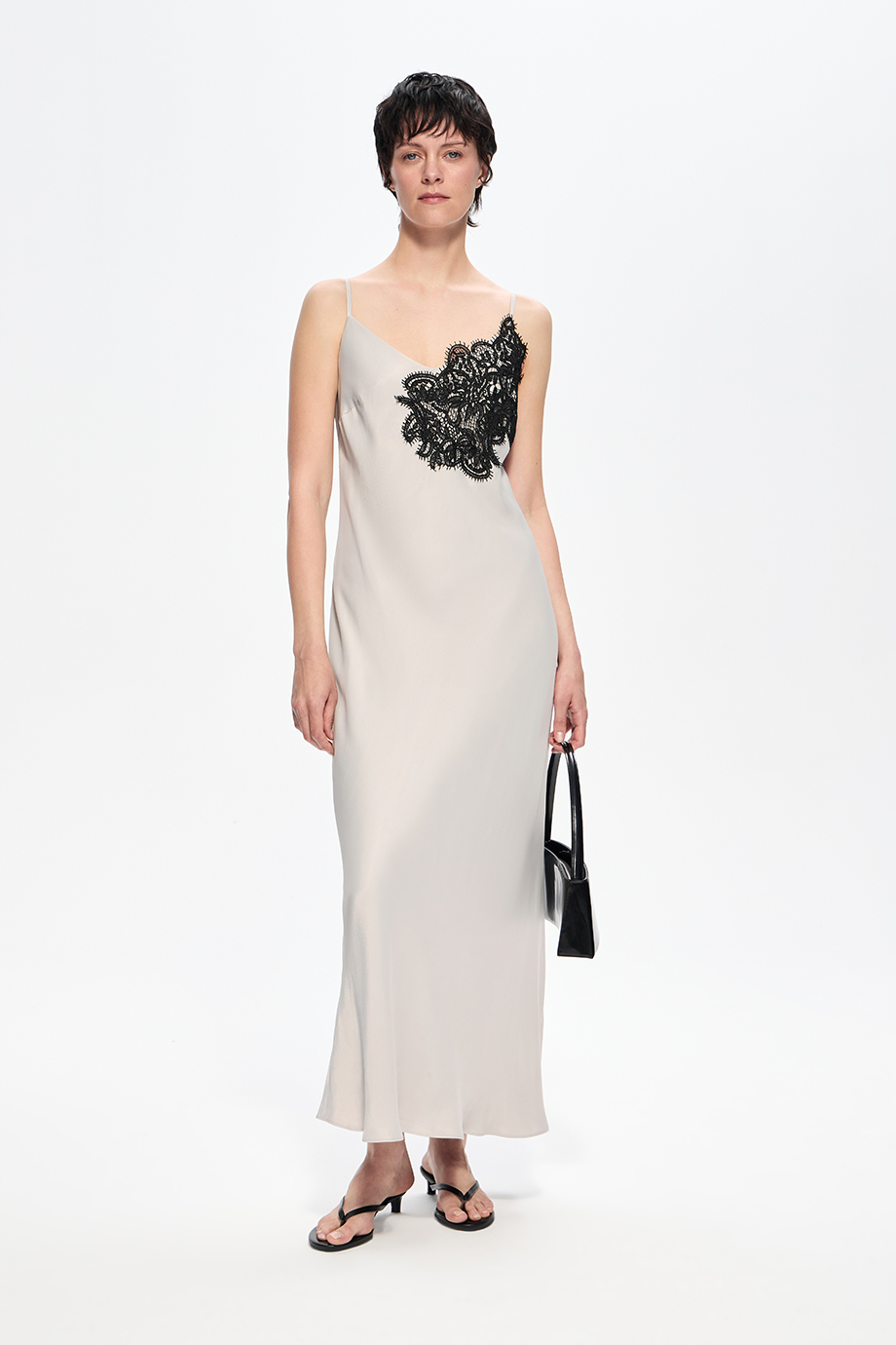 Платье-комбинация с кружевом