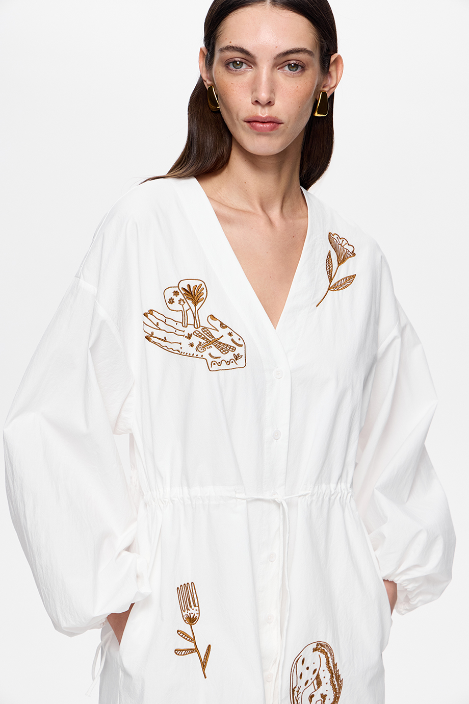 Платье хлопковое с вышивками