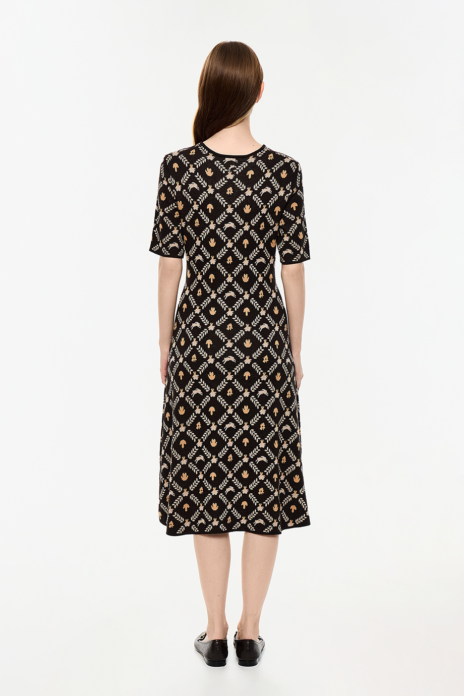 Платье с жаккардовым рисунком