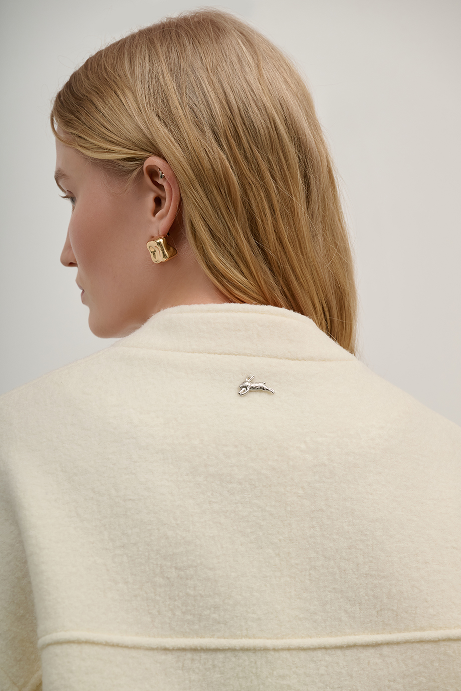 Бомбер из шерсти букле