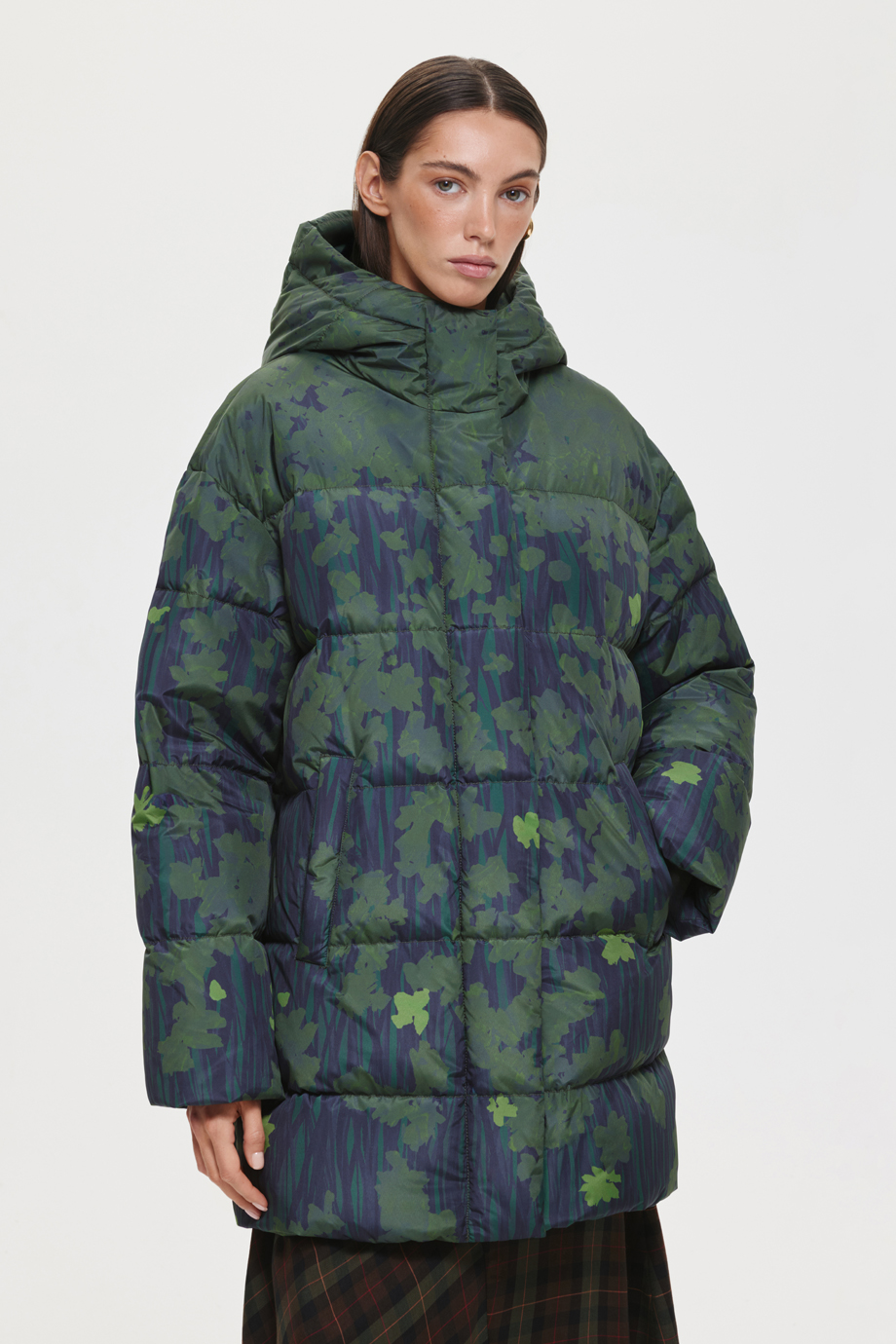 Пуховик с принтом