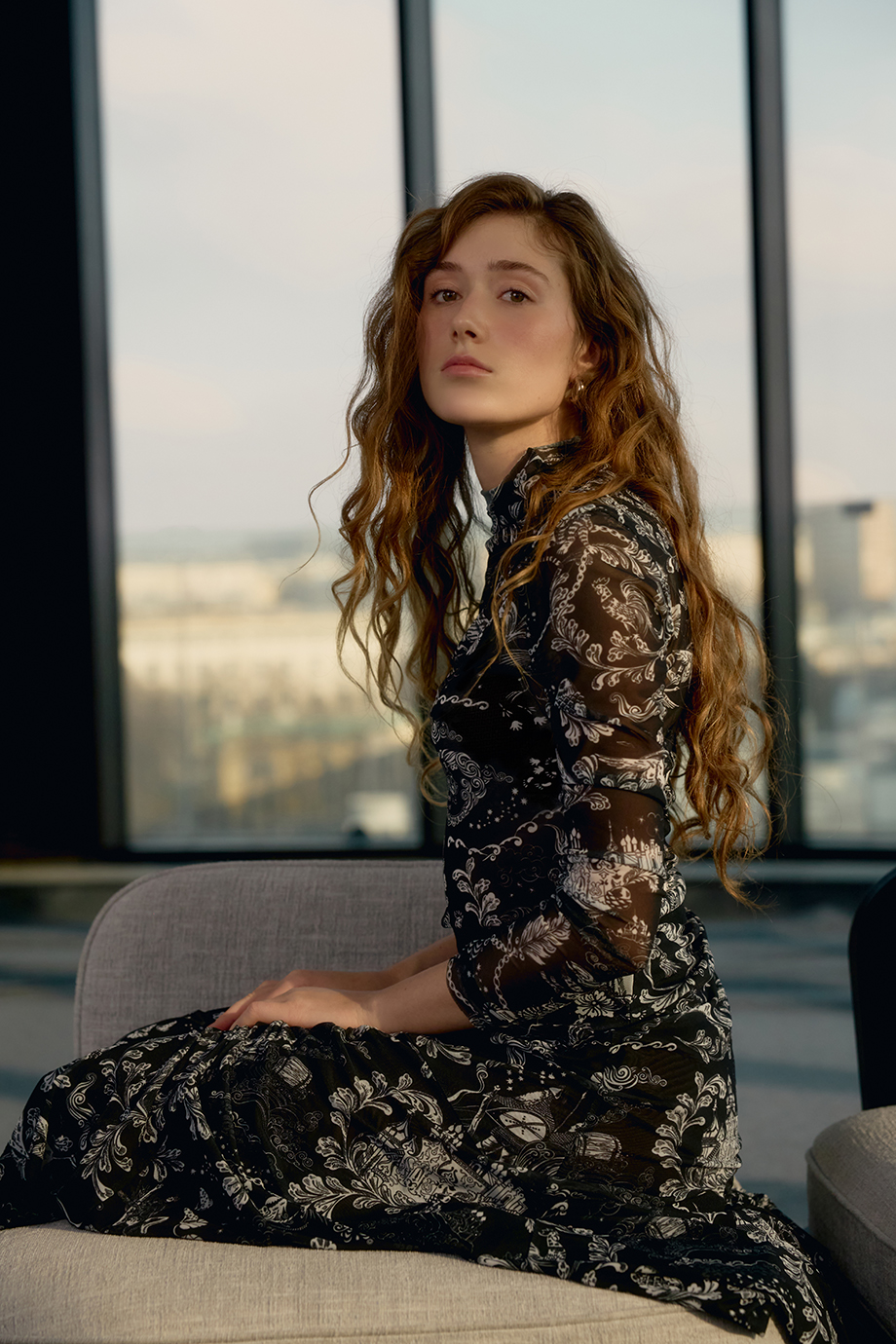 Водолазка из сетки с принтом