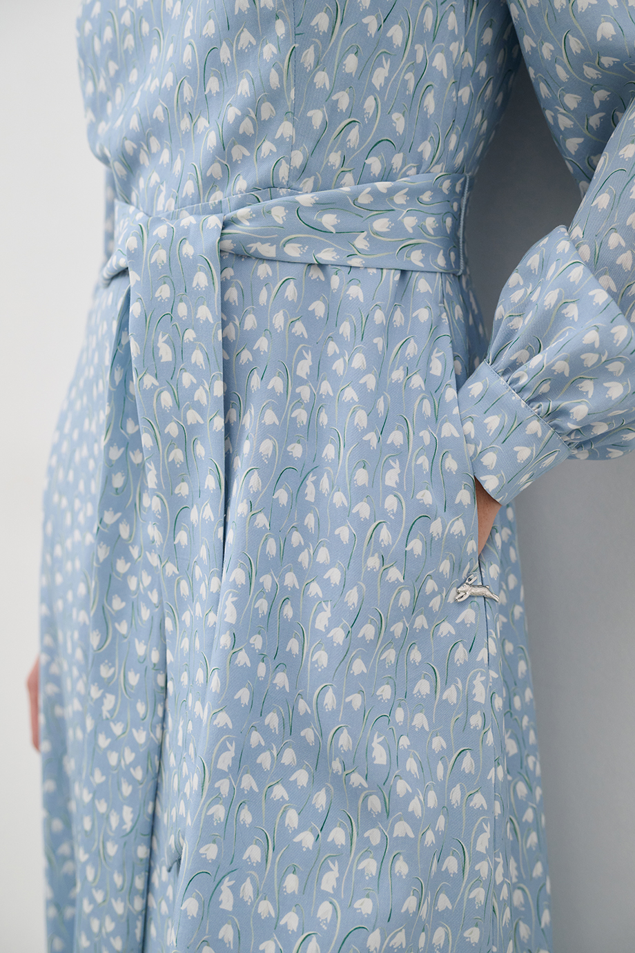 Платье приталенное с принтом