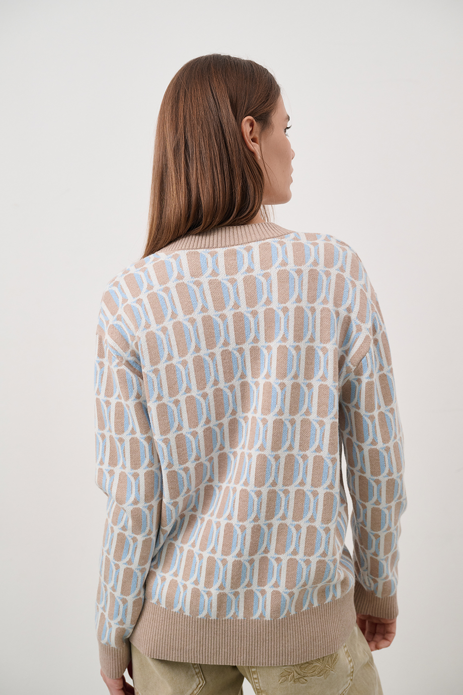 Кардиган с лого-паттерном