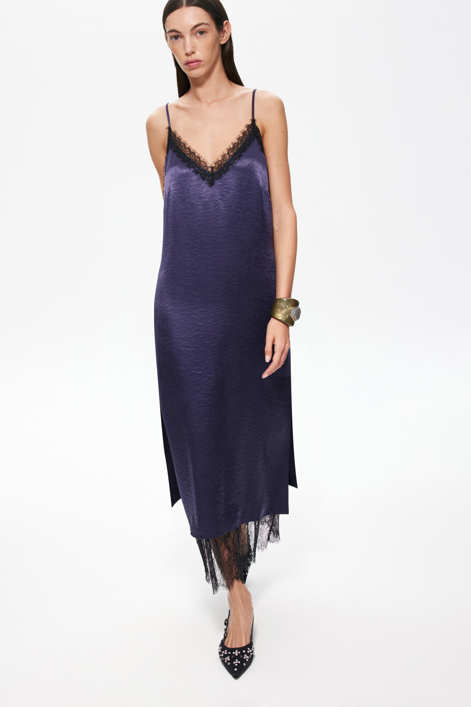 Платье-комбинация с кружевом