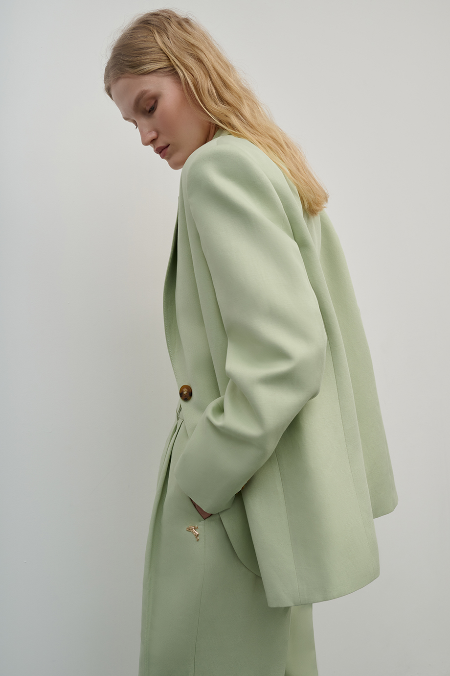 Жакет из смесового льна