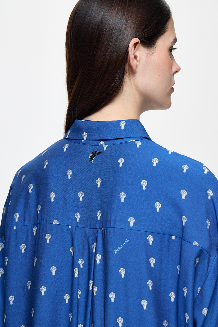 Платье-рубашка с принтом