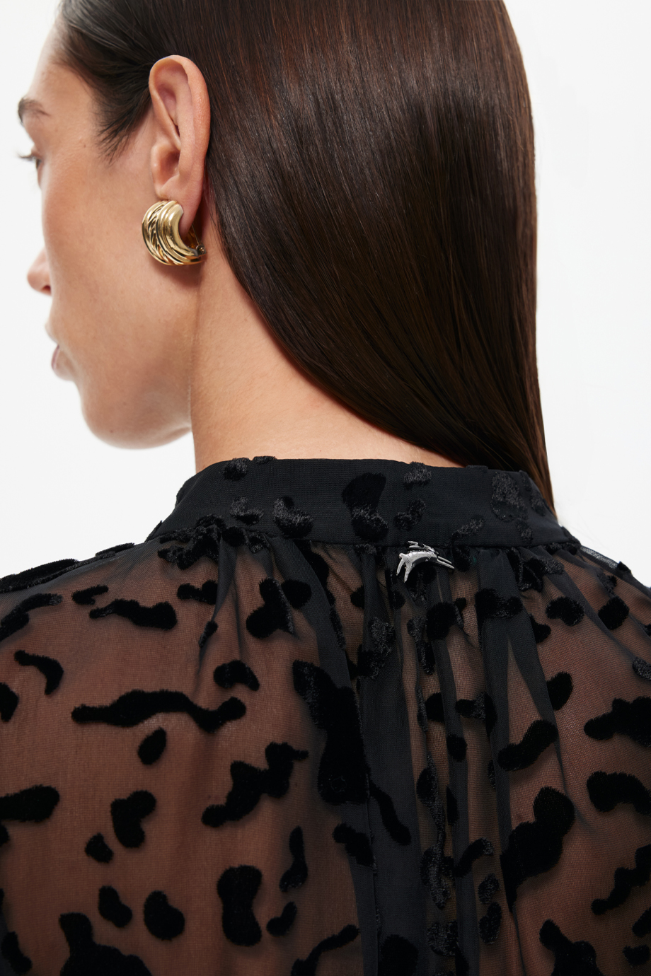 Блузка из деворе