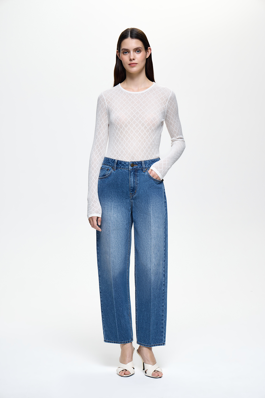 Джинсы Tapered Fit