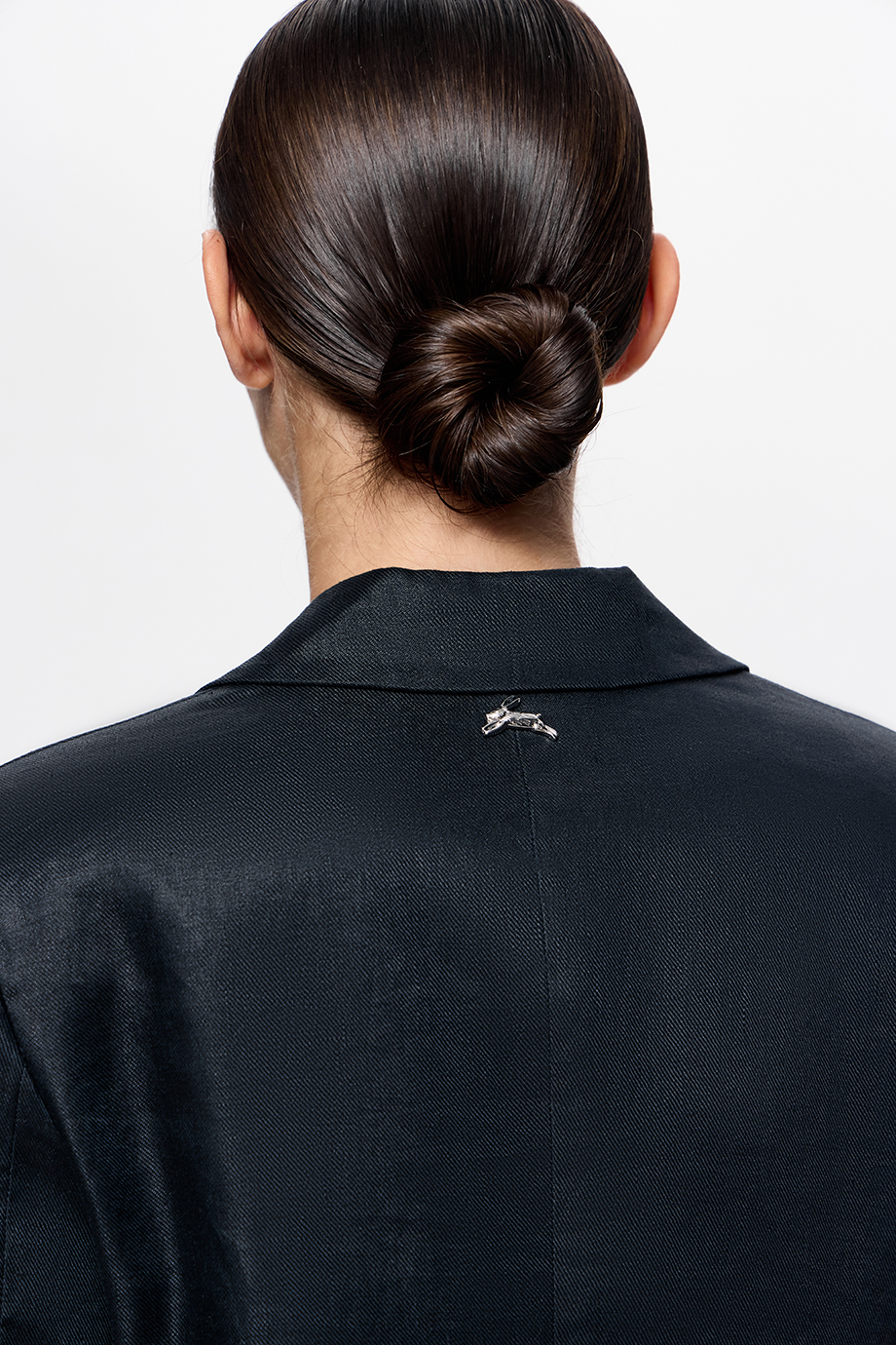 Жакет льняной с вышивками