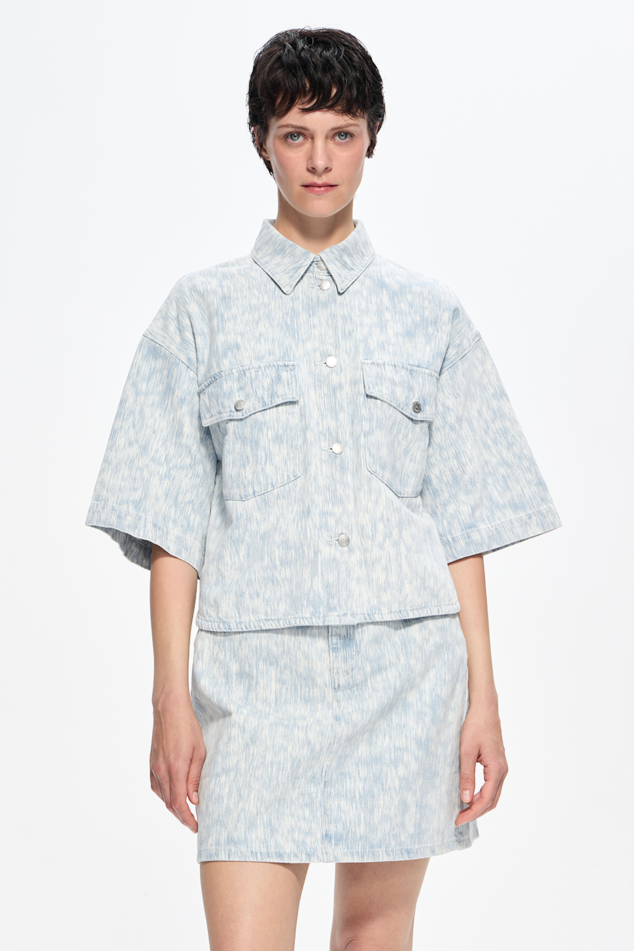 Рубашка джинсовая