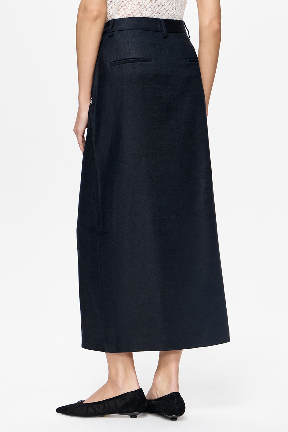 Юбка-карандаш из эластичного льна