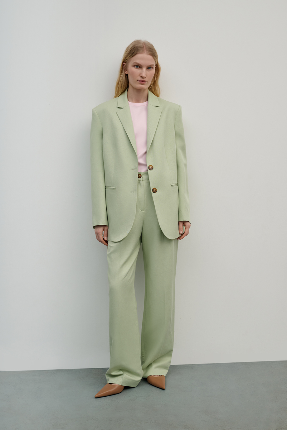 Брюки широкие из смесового льна