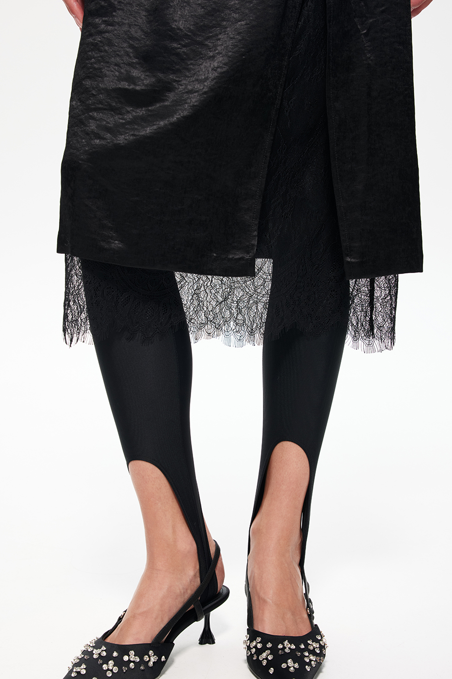 Юбка с кружевом