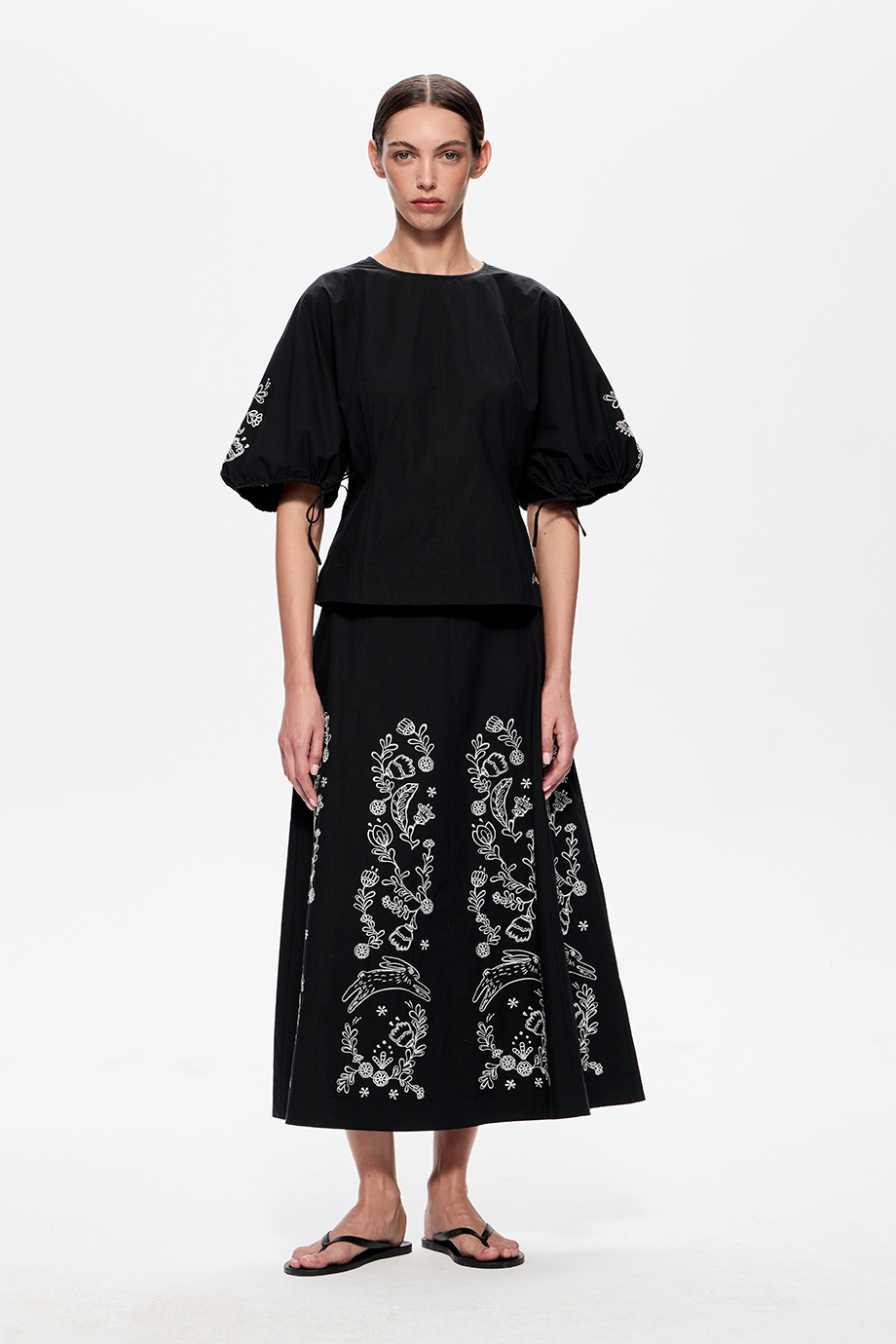 Блузка хлопковая с вышивкой