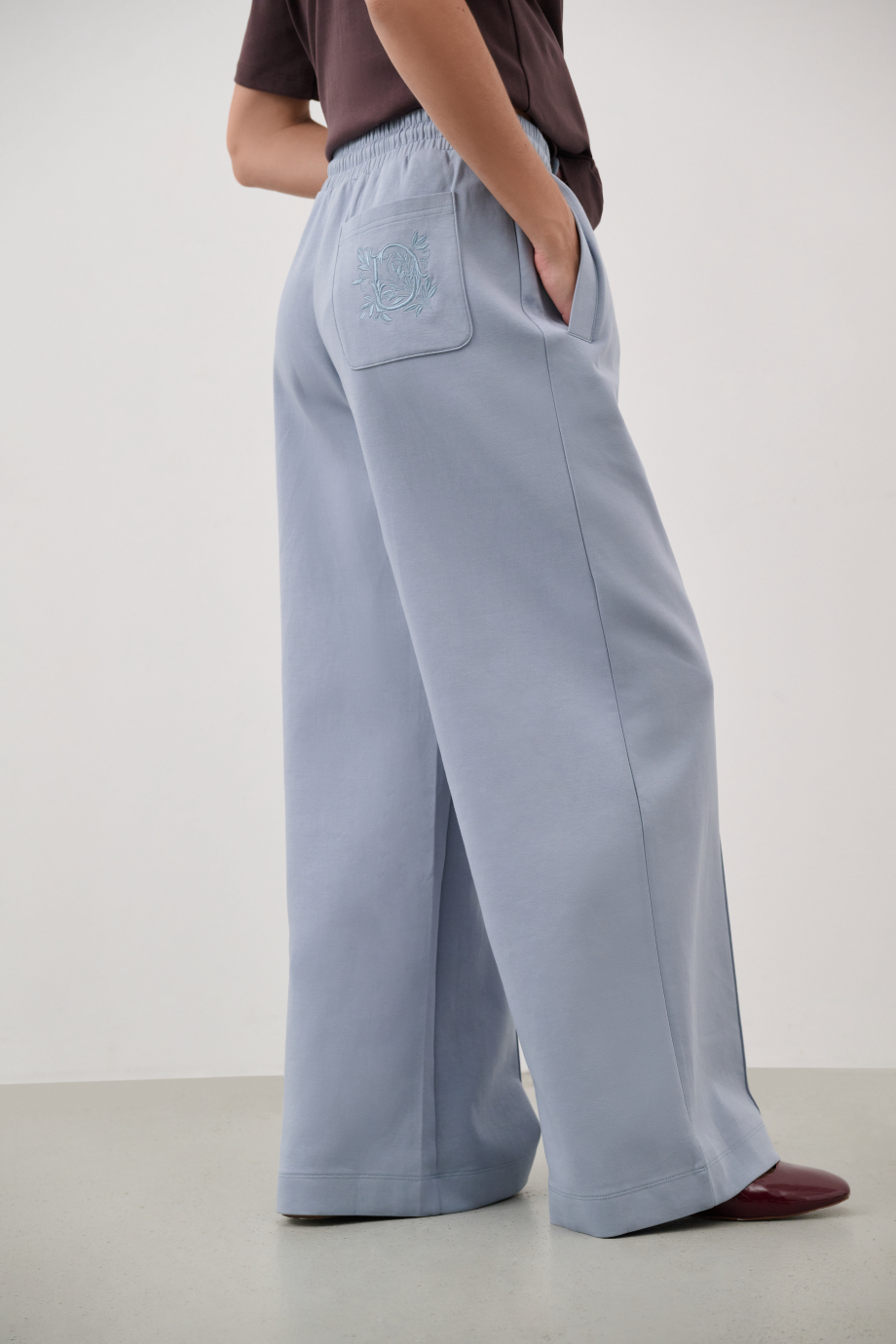 Брюки трикотажные