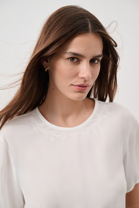 Рубашки и блузки