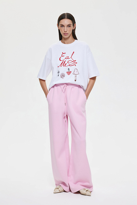 Алиса в Стране чудес